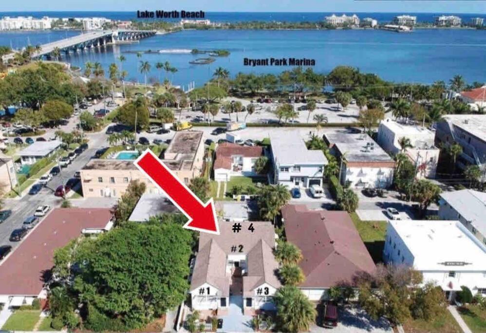 Steps To Beach & Downtown! Cozy Beach Bungalow #1 沃思湖 外观 照片